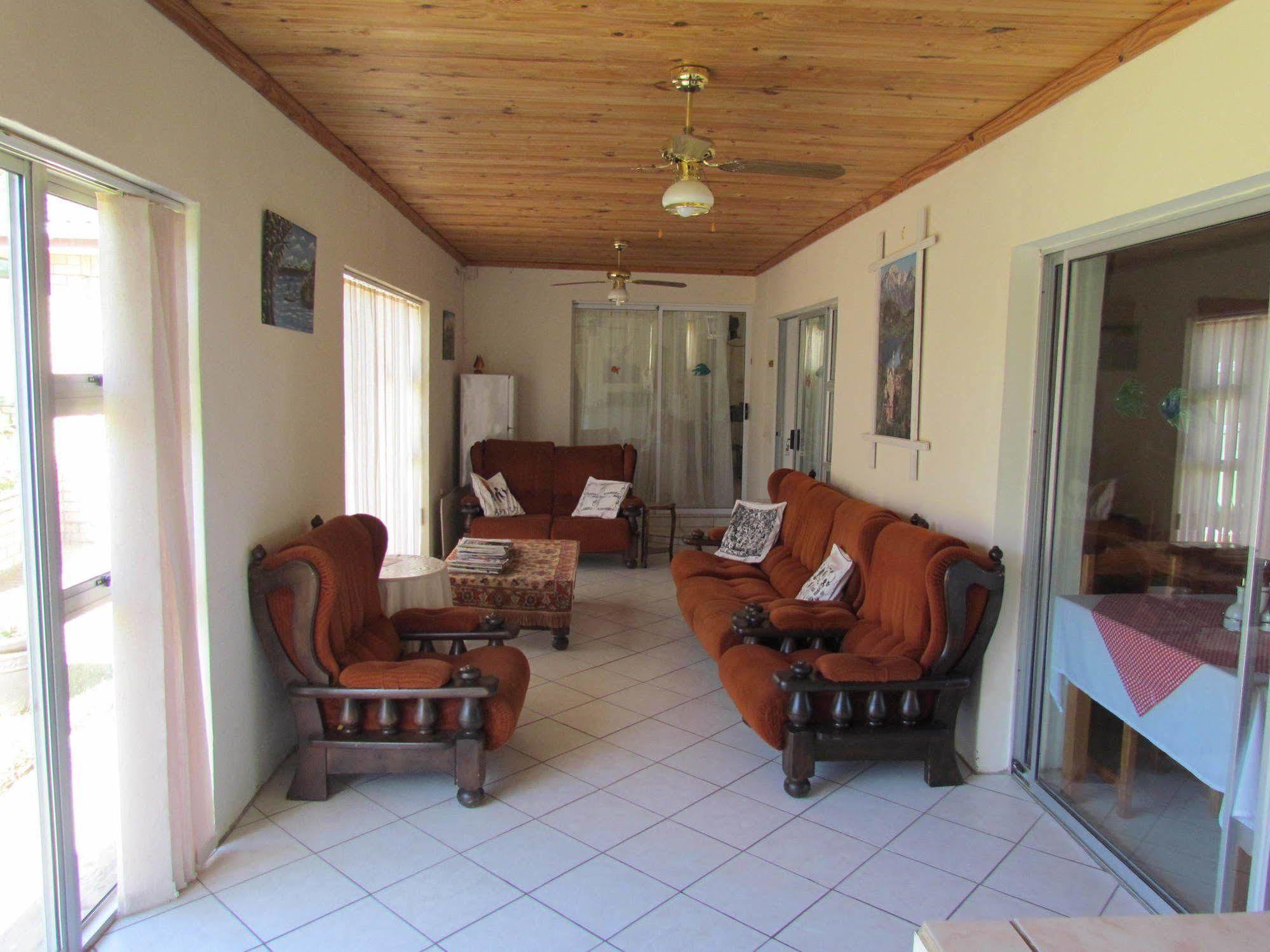Blue Horizon Bay Guest House Van Stadensriviermond Экстерьер фото